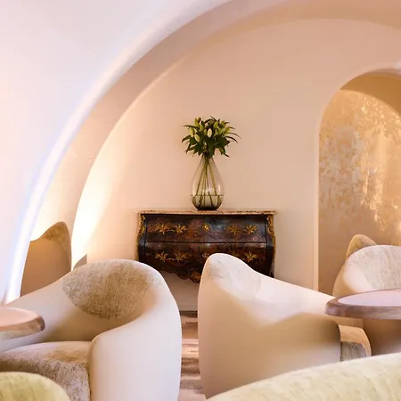 Hotel Maison Pic 5*