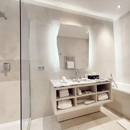 Maison Pic Hotel 5*