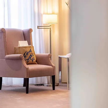 Maison Pic 5*