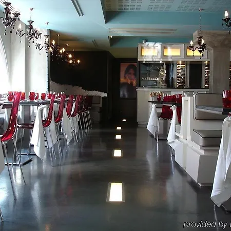 Maison Pic 5* ואלנס