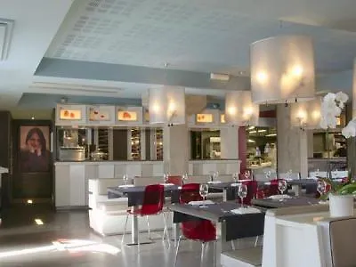Maison Pic 5*